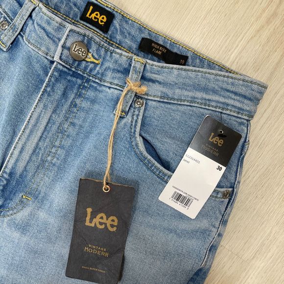 Lee Vintage ModernHigh Rise Flare Jeans Womens 30 Medium Wash Release Hem Pieced - Picture 6 of 8